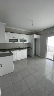 Küçükler Gayrimenkulden Karşıyaka Da Satılık Daire