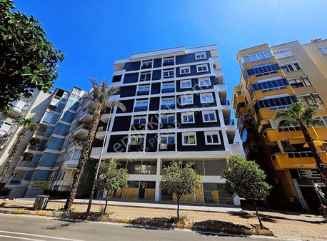 Muratpasa Deniz Mah Konyaaltı Caddesi Katta 3+1