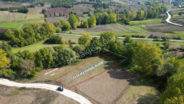 Kocaeli Karamürsel Kızderbent 1.193 M² Dere Kenarı Satılık Tarla