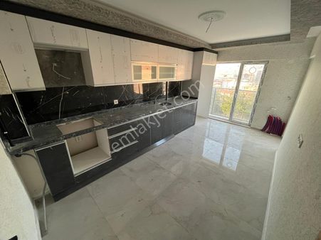 Şehit Kubilay Mahallesi Karakeçili Cad. Yakını Sıfır Farklı Katlarda 3+1/ 4+1 Satılık Daireler