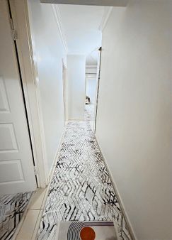 Zeytinburnu Çırpıcı Mah.satılık 2+1 11 Yıllık Yüksek Giriş