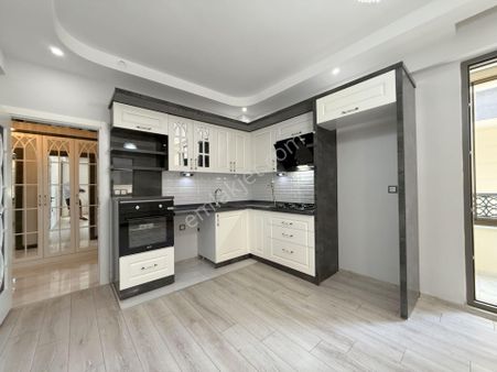 💥💥 Güç Gayrimenkul'den Akçay'da Çift Balkonlu Kombili Lüx Tasarım Satılık 1+1 Daire