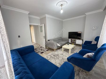 Memet Akıf Te Tramvaya Yakın