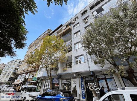 Gazcılarda Aile Apartmanında 2+1 90 M2 Kombili-toki Karşısı