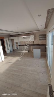 Stadyum Yanı Cadde Üzeri 3+1 Açk Mutfak Doğalgazlı Lüx Kiralık Daire