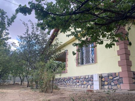 Altın Emlak'tan Satılık Müstakil Ev