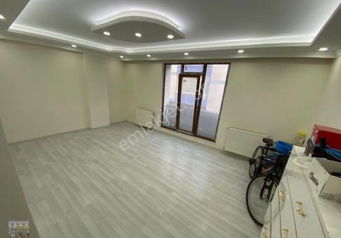 İsmetpaşa Mahallesinde 3+1 130m2 Ultra Lüx Sıfır Ara Kat Daire