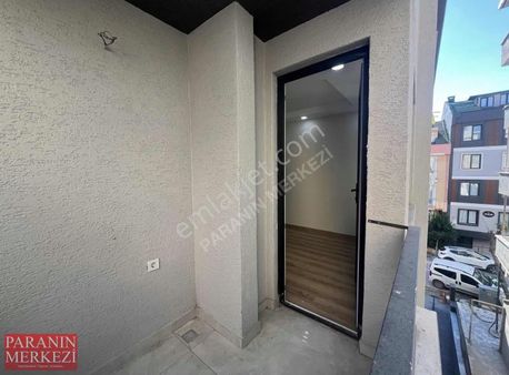 Para'dan Metrobüse Çok Yakın 2+1 Sıfır Kirlık Daire