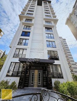 Alkaya'dan Kozyatağı^nda Satılık 2+1 Boş Daire Ayşe Kadında