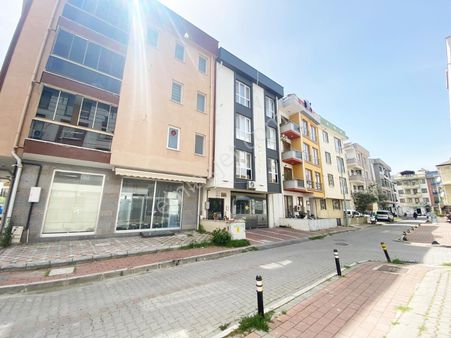 Çanakkale Merkez İsmetpaşa Mah Satılık 1+1 Fırsat Daire !