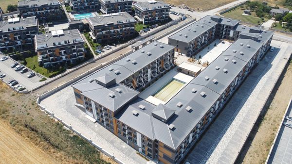 Duhan Emlak'tan Premium Lounge'da Kiralık 1+1