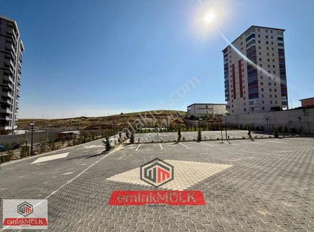 Emlakmülk'ten İskanlı Geniş Ve Ferah Sıfır Satılık Daire!...