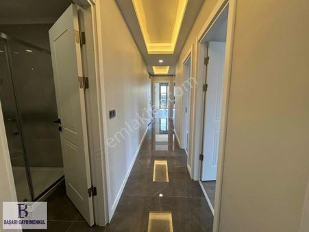 Başarı'dan Panoramik Deniz Manzaralı Bağdata Çok Yakın Sıfır 3+1