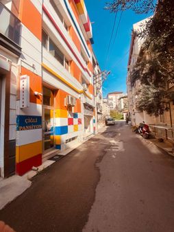 Çiğli Merkezde Güvenilir Günlük Lüks Kiralık Daire