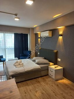 Karşıyaka'da Günlük Kiralık Daire Aileye Uygun