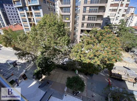 Başarı'dan Tütüncü Mehmet Efendi'de Bağdat'a Yakın 140 M2 3+1