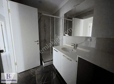 Bağdat Cad. 4binada 55m2 Salonlu 200m2 4+1 Balkonlu Sıfır Binada