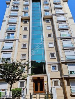 Başarı'dan Suadiye'de Bağdata Yakın Balkonlu 100m2 2+1 Kombili