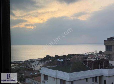 Başarı'dan Suadiye Sahil'de Deniz Manzaralı Açık Yüzme Havuzlu