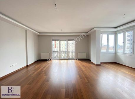 Başarı'dan Ethemefendi Caddesine 3.bina 140m2 İki Bloklu Site