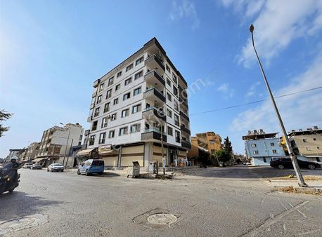 Dumlupınar Mahallesi'nde Satılık 2+1 Ferah Yenilenmiş Daire