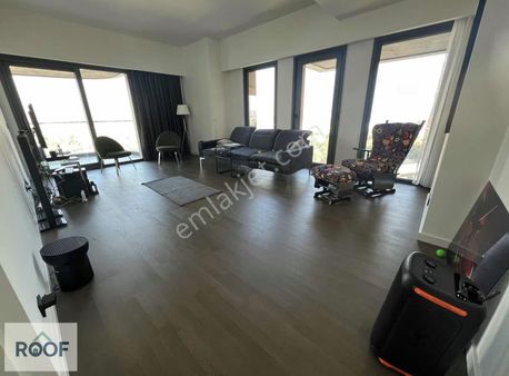 Folkart Vega'da Körfez Manzaralı 3+1 Satılık Daire