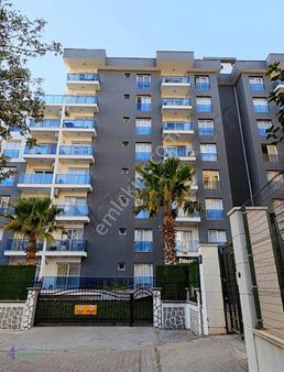 Bornova Mevlana Mahallesi Titanik Evlerinde Kiralık 1+1 Daire