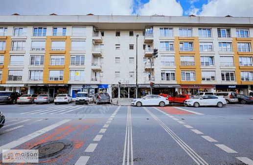 Maıson Göktürk Palms Resıdence'de Kiralık 1+1 Çatı Dubleks Daire