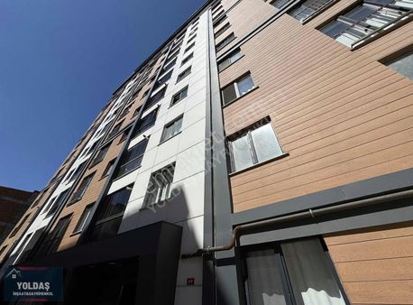 Yoldaş İnşaat'tan Satılık 2+1 95 M2 5.kat Sitede Otoparklı Daire