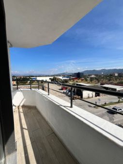 Görgülü Emlaktan Burhaniye Merkezde Satılık 2+1 Açık Mutfak Daire