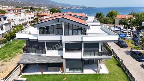 Kerim'den Küçükkuyu Mıhlı'da 4+1 Satılık Villa