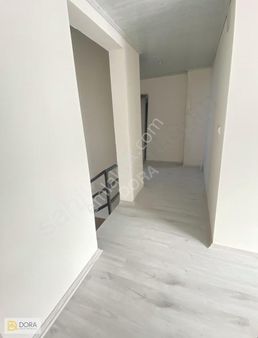 Urla Balıklıovada 3+1 Bahçeli Dubleks Satılık Vila