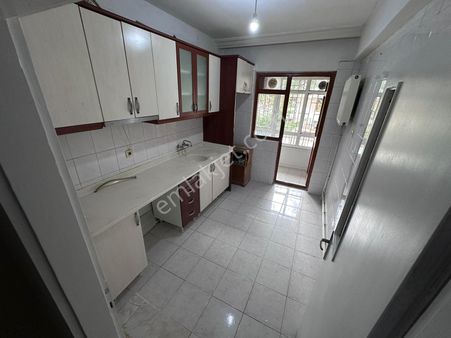 Köşk Mahallesi'nde Sudan Ucuz 3+1 Fırsat Dairesi!