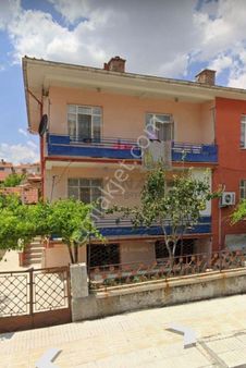 Güvenay – Çorum Kale Küçük Abdullah Cad. Yanı Satılık 2 Katlı Müstakil Ev