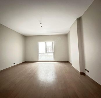 Üniversiteye 2 Dakika Ateş Corner Sitesinde Kiralık Sıfır Stüdyo Daire