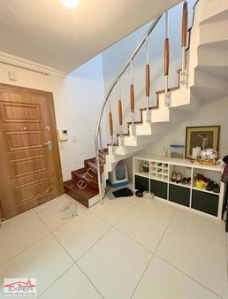 Nişantaşı Teşvikiye'de Teraslı Ve Ferah Dubleks: 5+1 Satılık