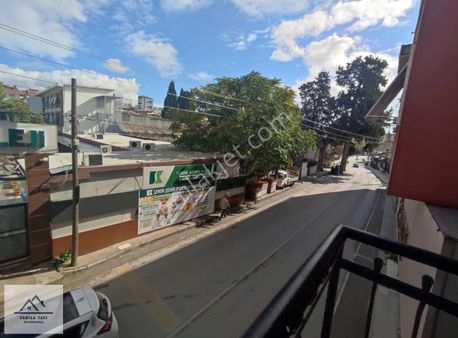 Parisadan İçi Yapılı Ebevynli H.ağa Bahçesi, İbf Yakın Satlk 3+1