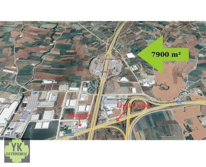 Satılık Büyük Balıklı Değerli Tarla Depolama Alanlarına Yakın