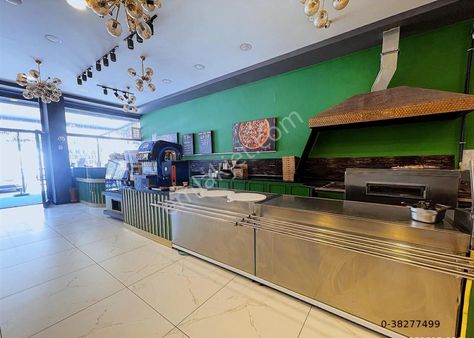 *cantürk'ten Kurulu Düzen Ekmek Teknesi Cadde Üzeri Pizzacı*