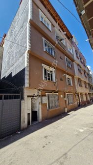 Emir Emlak Ofisinden 75.yıl Mahallesinde 2.kat Göbek Daire