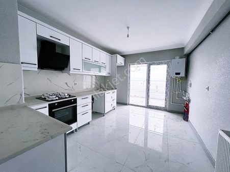 Cihandan Çiğdemtepede Selim Cad Yakını 4+1 Satlık Manzara, Daire