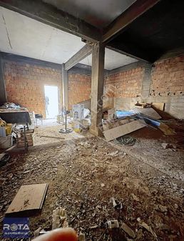 Rota'dan A.yasevi'de Komple Satılık İki Katlı Müstakil Bina!...