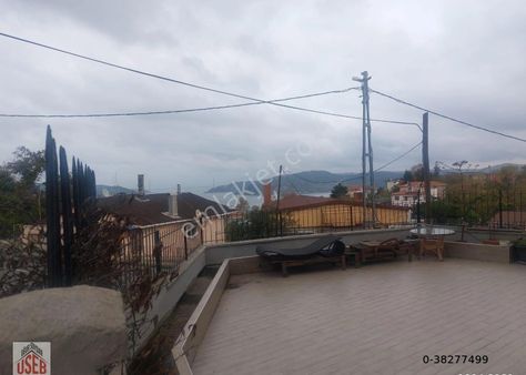Tarabyaüstü Ulaşım Yakın Manzaralı Teraslı Kiralık 3+1 Daire
