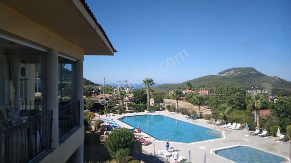 Goldhouse Dan Satılık 3+1 Havuzlu Sitede Dubleks Daire