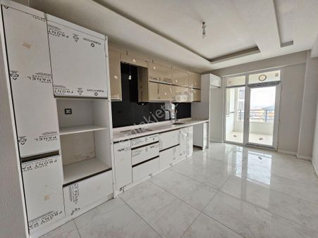 💫 Selahaddin Eyyubi Mahallesin’de Ara Kat İşyapar Gayrimenkul’den Sıfır Lüx Daire 🔥