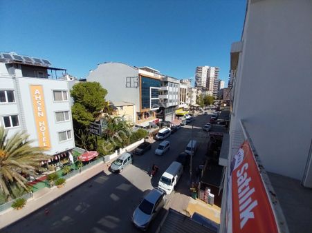 Muratpaşa' Da Satılık 2+1 Geniş, Masrafsız Daire -deutsch