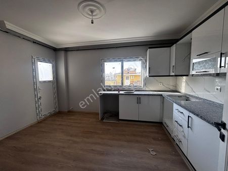 Tarsus Kavaklı Mah.cem Evi Yanı 125 M2 Oturumlu Sıfır 3+1 A.mutfak