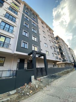 Lidya Emlak'tan 2+1 85m2 2+1 Otoparklı Asansörlü Sıfır Satılık Daire