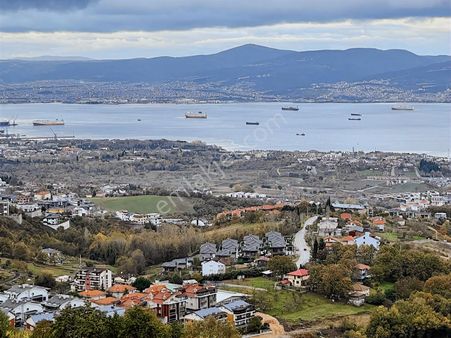 Başiskele Barbaros Mh.330 M2 Deniz Mnz.satılık Villa İmarlı Arsa