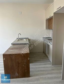 Akdeniz Mahallesi'nde Yeni Havuzlu 1+1